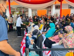 Presiden Joko Widodo Pantau Pembagian BLT BBM di Lampung