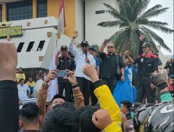 Ketua DPRD Lampung Mingrum Gumay Terima Pengunjuk Rasa “Gedor Lampung”