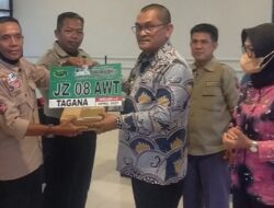 Kadis Aswarodi Apresiasi Tagana Lampung, Serahkan Bantuan HT dan Perlengkapan Kerja