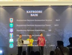 Gubernur  Arinal Terima Anugerah Meritokrasi dari KASN