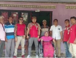 GML Indonesia Metro Berikan Bantuan Kursi Roda Warga Karangrejo