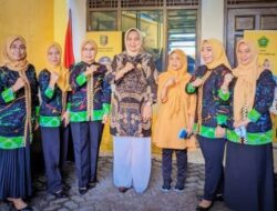 Ketua LKKS Provinsi Lampung Salurkan Bantuan Program Siger Barokah