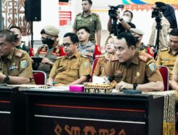 PPKM Dicabut, Sekdaprov Pimpin Rapat Tindaklanjut Piket Bersama pada Posko Satgas Covid-19