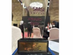 Pelantikan Pengurus SMSI, DPRD Terima Award dari SMSI Lampung