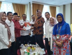 Pemprov Lampung Serahkan Surat Audensi dengan Menteri Sosial, Terkait Usulan Calon Pahlawan Nasional KH. Ahmad Hanafiah