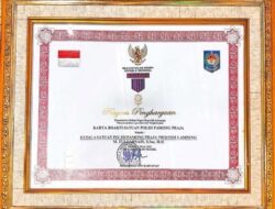 Kasat Pol PP Lampung Terima Penghargaan atas Penilaian Keberhasilan Penyelenggaraan Trantibum dan Linmas