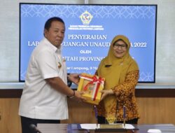 Gubernur Arinal Serahkan Laporan Keuangan Unaudited TA. 2022 kepada BPK Perwakilan Lampung