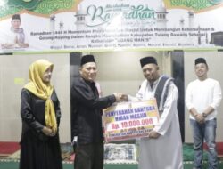 Pj Bupati Sholat Tarawih di Rutan Menggala