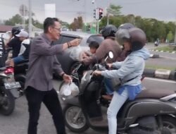 KBO dan PJS Babel Bagi Takjil Di Temani  “Emak Kite” Tokoh Perempuan Pangkalpinang