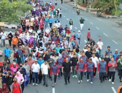 Gubernur Arinal Lepas Jalan Sehat Peringati Hari Kartini dan Pendidikan Nasional