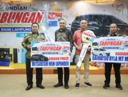 Alhamdulillah! Nasabah KCP Kartini Raih Grand Prize Undian Tabungan  Lokal Bank Lampung