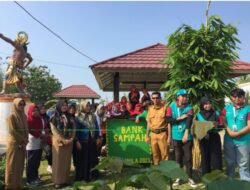 Mahasiswa KKN Unila Gelar Penyerahan dan Peresmian Bank Sampah di Taman Bima Sakti Lamteng