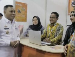 Qomaru Buka Job Fair UM Metro