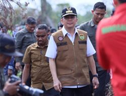 Pj Gubernur Agus Fatoni bersama  Menteri LHK Tinjau Lokasi Karhutla di Desa Jungkal OKI