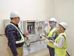 Pusat Unggulan Energi Terbarukan Teknokrat Hasilkan Mobil Listrik