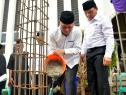 Walikota Merto dan Wakil Letakan Batu Pertama Pembangunan Masjid Nurul Huda