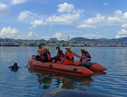 Seorang Anak Usia 6 Tahun Tenggelam di Perairan Pantai Teluk Betung, Tim SAR Gabungan Lakukan Pencarian