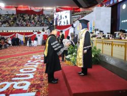 Wisuda 745 Mahasiswa, Rektor Unila Ajak Lulusan Jaga Nama Almamater