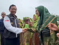 Mahfud MD Mundur dari Menkopolhukam! Surat Pengunduran Diri Bakal Diserahkan ke Presiden Jokowi