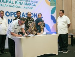 Gubernur Lampung Arinal Djunaidi Hadiri Penyerahan Berita Acara Inpres Jalan Daerah di Hotel Santika