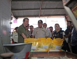 Arinal Tinjau Operasi Pasar di Panjang