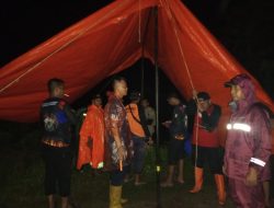 Aksel Warga Sidoharjo Hanyut Terbawa Arus Sungai Way Bulok Pringsewu, Tim SAR Gabungan Lakukan Pencarian