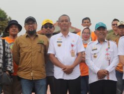 Pemkab Lampung Barat bersama Rainfores Aliance Tanam 300 Pohon Durian