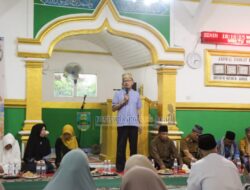 Bupati – Wakil Bupati Pesibar Hadiri Safari Ramadhan Pertama Di Pekon Seray