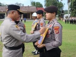 Dua Personil Anggota Polres Way Kanan Diberhentikan