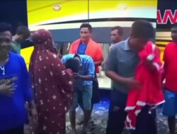 Suasana Haru dan Sendu Warnai Detik-Detik Pemulangan Korban KM Yuiee Jaya II