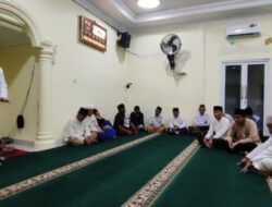 Walikota Wahdi Serahkan Bantuan Material ke Masjid Al-Hikmah Yosomulyo