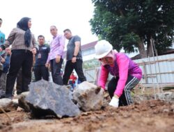 Fakultas Hukum Unila Gelar Peletakan Batu Pertama Pembangunan Gedung Peradilan Semu