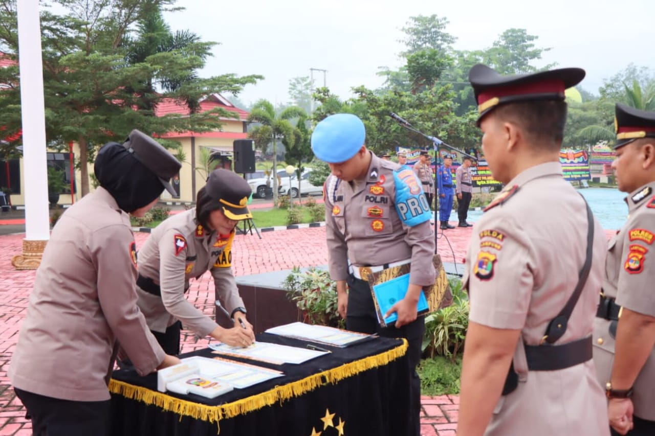 Kapolres Pesawaran Gelar Upacara Sertijab Dan Pelepasan Purna Bhakti