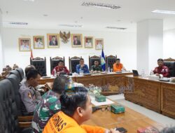 Pj. Sekda Jon Edwar Buka Kegiatan Risk Assesment WSL Krui Pro 2024