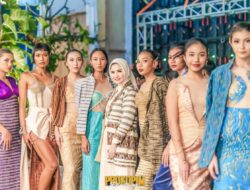 Membanggakan, Tenun Talam Pengrajin Gedong Tataan Pesawaran Meriahkan Bali Fashion Parade 2024