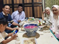 Sempat Bersilaturrahmi di Moment Hari Raya Idul Adha 1445 H. H. Saiful Arif, SH dan Hj. Norma Syahrir Wahab Diharapkan Warga Berpaket di Pilkada