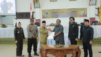 Pj Sekdakab Kusuma Riyadi Hadiri Rapat Paripurna DPRD Lampung Tengah