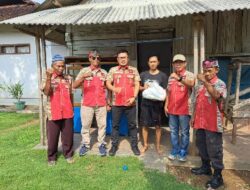 GML Metro Melakukan Jum’at Berkah di Metro Selatan