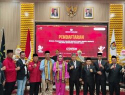 Maju Pilkada Tuba, Winarti-Reynata Daftar ke KPU