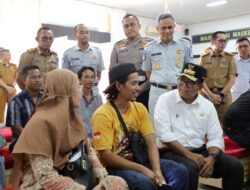 Sambangi Samsat, Pj Gubernur Lampung Tinjau Pemutihan Pajak Kendaraan