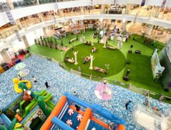 Jelajahi ‘Enchanted Park’ di Mall Alam Sutera: Wahana Mandi Bola dan Vending Machine Gulali