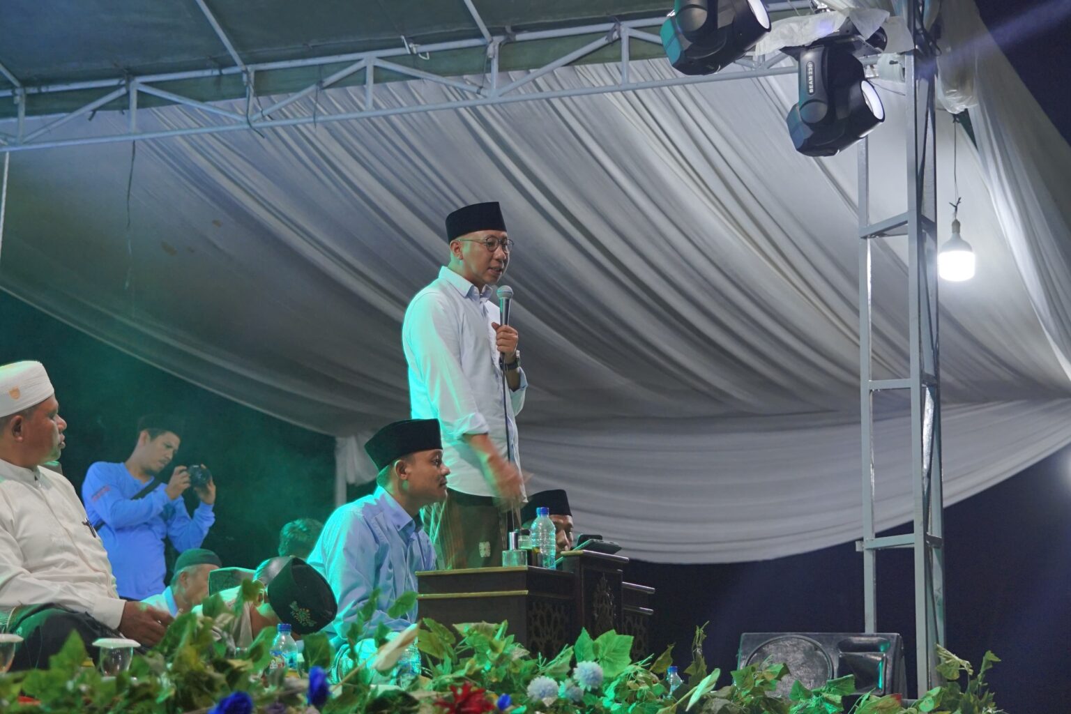 Mirza – Jihan Bersalawat Bersama Ribuan Warga di Lampung Tengah