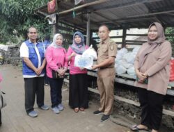 DWP Unila Berikan Bantuan Sembako untuk Korban Banjir di Kota Bandar Lampung