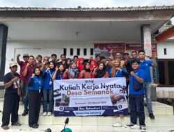 Mahasiswa KKN Desa Semanak Ajak Masyarakat Manfaatkan Pekarangan Rumah dan Feses Domba Sebagai Pupuk