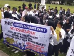 Tuding Pemkab Pesawaran Bergeming, Ratusan Tenaga Honorer (PPPK) Gelar Aksi Damai
