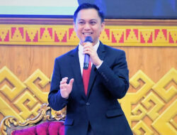 Auliya Rahman Ajarkan Teknik Presentasi yang Hebat di Leadership Education Program UTI