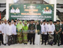 Bupati – DPRD Pesibar Hadiri Pelantikan PCNU Pesibar 2024 – 2029