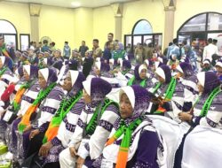 196 CJH Kabupaten Pesawaran Kloter Pertama Diberangkatkan ke Tanah Suci