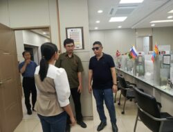 Ketua Baleg DPR RI Bob Hasan, Temui Pekerja Migran Indonesia di Ansan, Korea Selatan