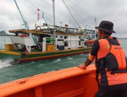 Penumpang KMP Mufidah Diduga Terjun ke Laut, Tim SAR Gabungan Lakukan Pencarian